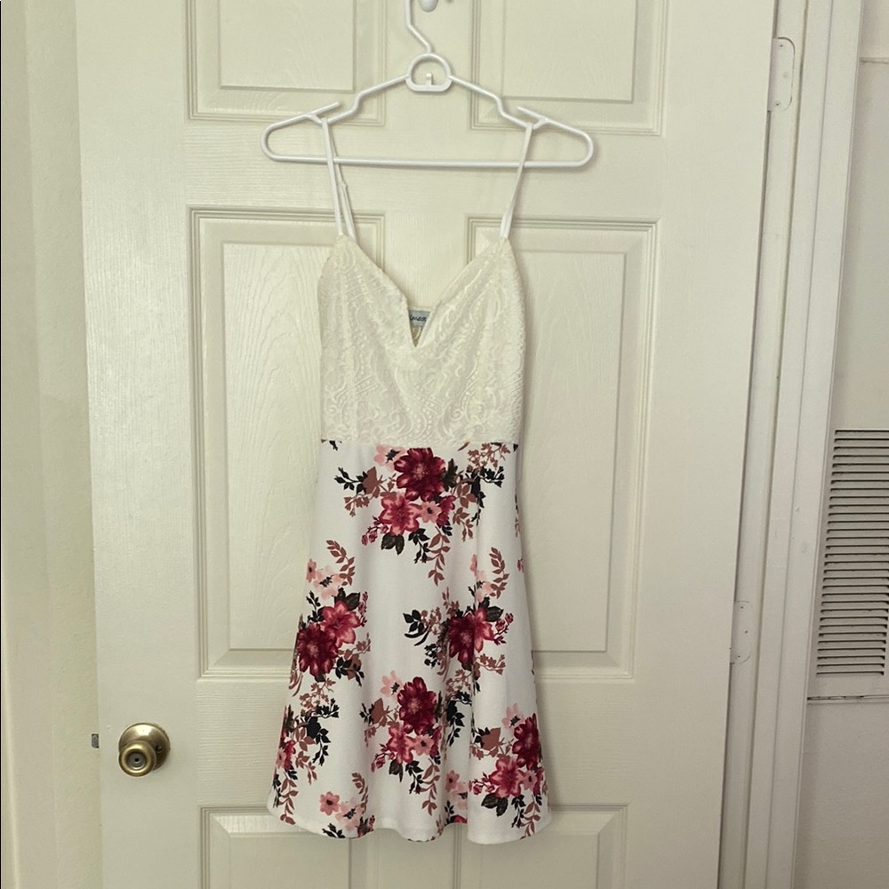 Floral Lace Dress - White and Pink